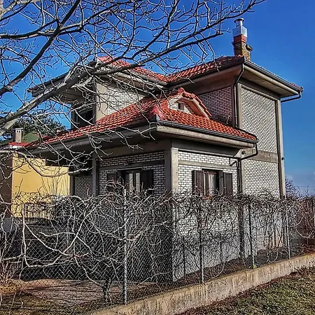 ιξός Βίλα
